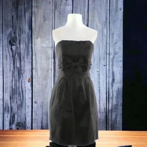 Jessica McClintock Size 6 Black Strapless Short Formal Dress With Front Bow.